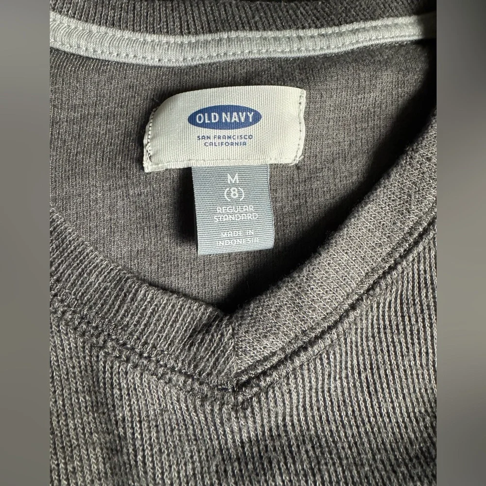 Old Navy classic neck
